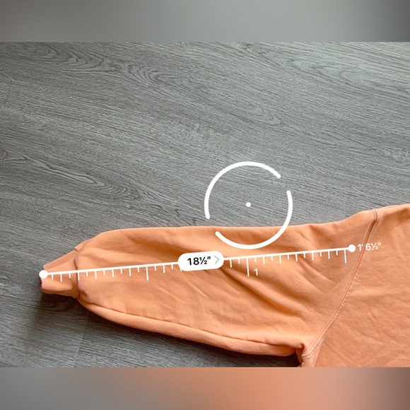 Coral “Surf” Crewneck - Picture 3 of 4